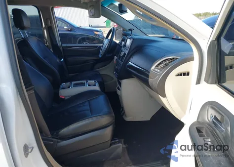 2016 Chrysler Town & Country Touring из США, поврежденный, VIN 2C4RC1BG2GR268417